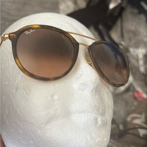 Ray-Ban Brown Tortoise Frame Sunglasses with Gold Bridge